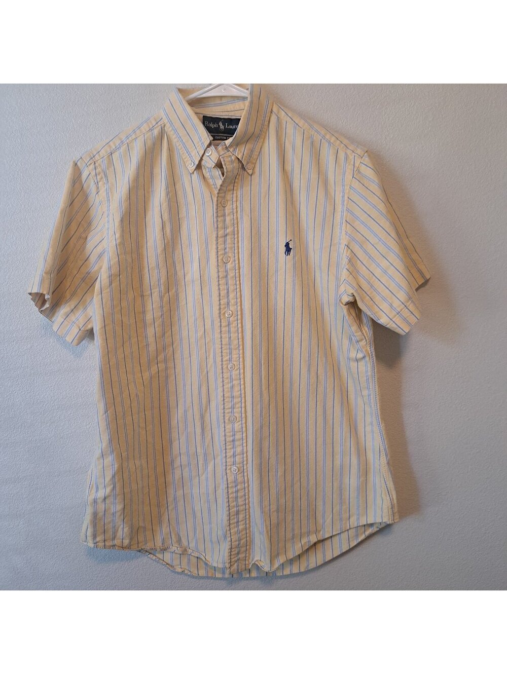 Ralph Lauren Custom Fit Men's Short Sleeve Button-Up Shirt Blue Stripe Medium